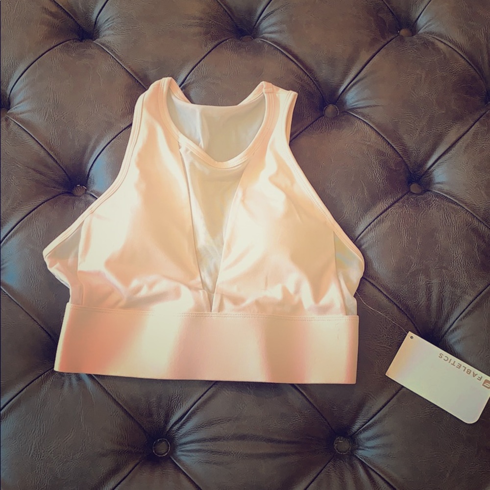 NWT Fabletics Clare Midi Sports Bra Light Pink